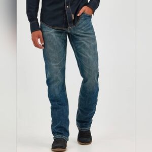 Men's Wrangler Retro® Slim Fit Bootcut Jean 30x32